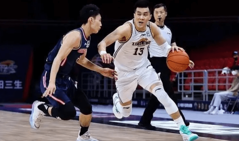 天博官方入口关于罗马发布备战花絮，清晨调整名单，CBA常规赛任务艰巨，资深球员宣示担当的信息